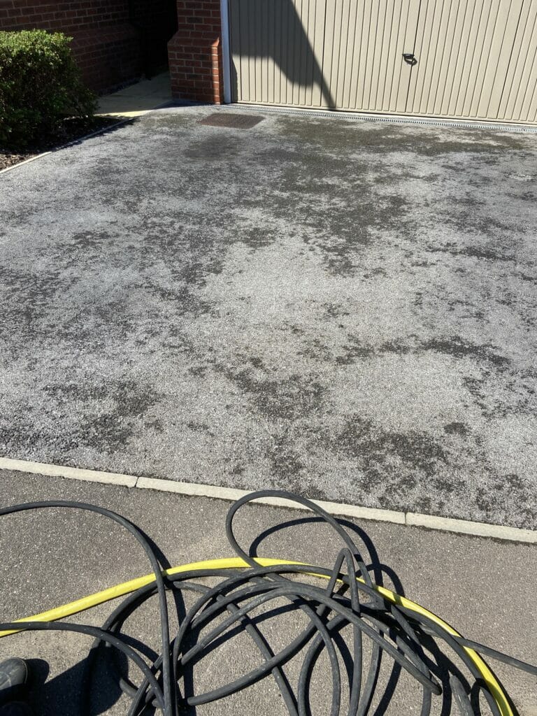 Can you make my tarmac driveway look new again?