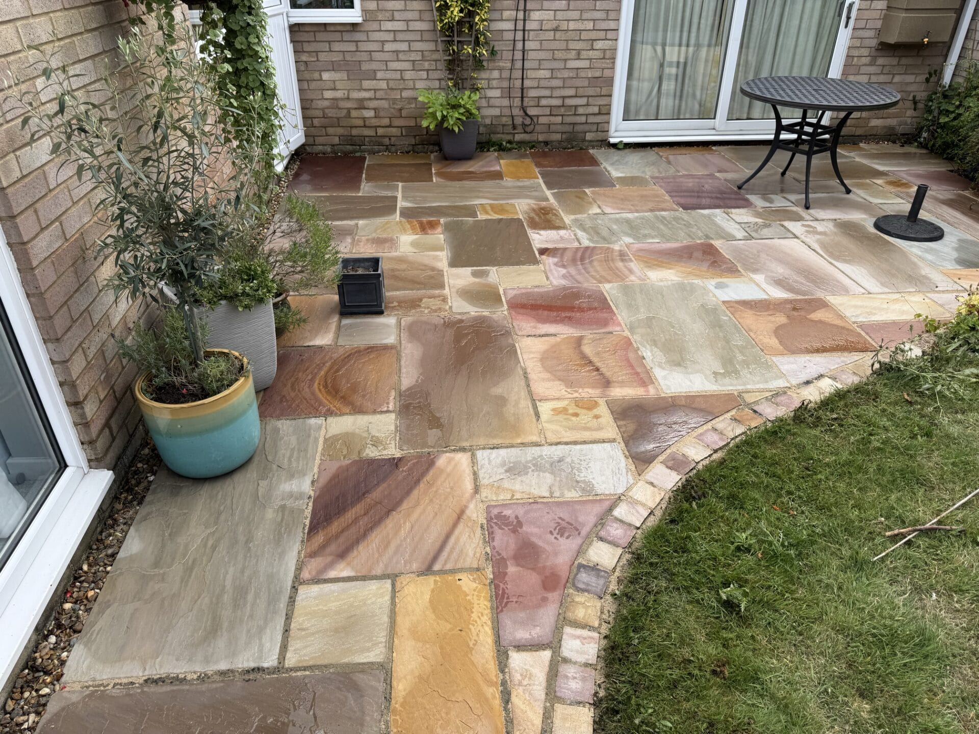 Patio and driveway cleaning in spring, the simple, sensible way